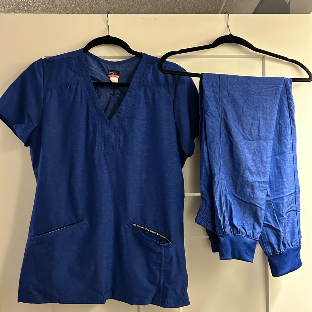Koi Blue Women's Scrub Top and Pants Set